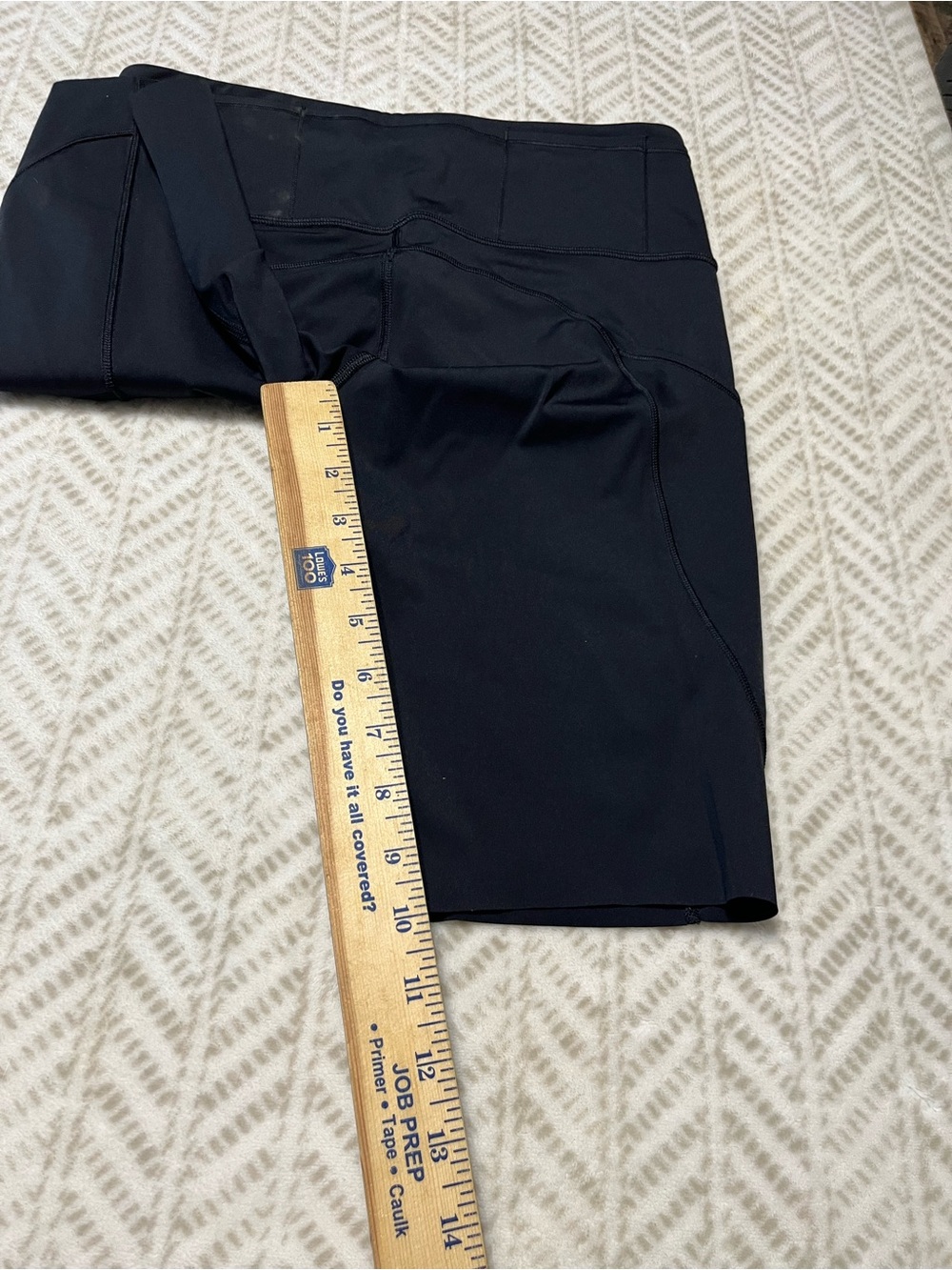 lululemon athletica Black High-Rise Bike Shorts with Side Pockets 8 - Picture 5 of 7